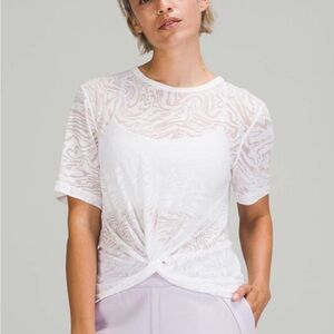 LULULEMON crescent tee veil, white